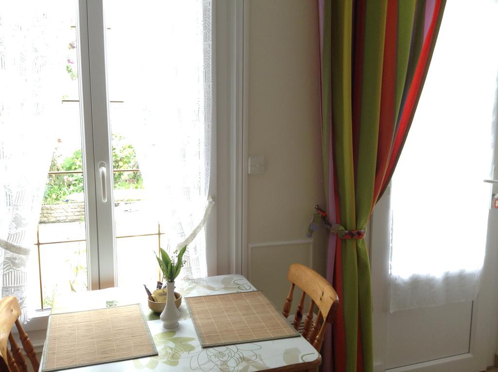 Au Bon Gite - Studio Arromanches-les-Bains Extérieur photo