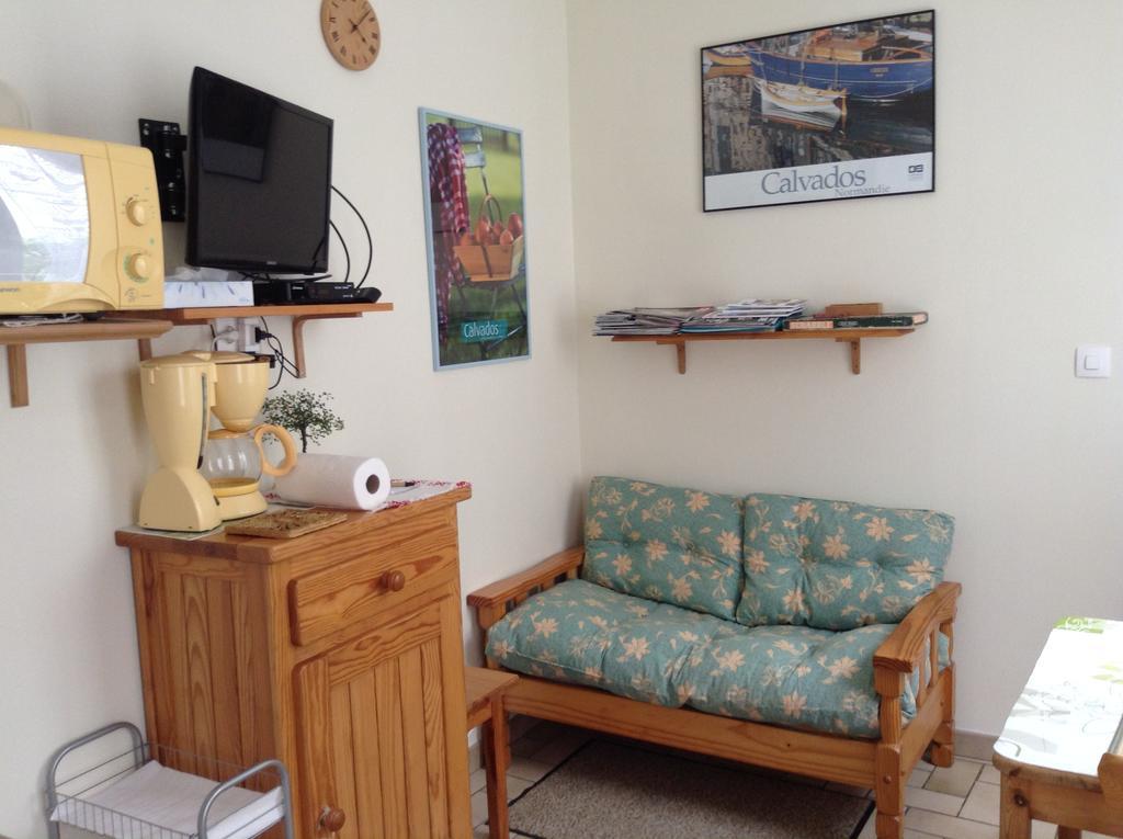 Au Bon Gite - Studio Arromanches-les-Bains Extérieur photo